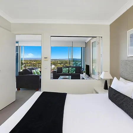 Silvershore Apartments On The Broadwater Gold Coast Exterior photo