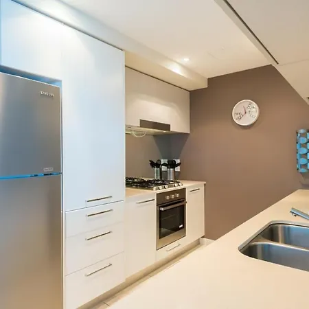 Silvershore Apartments On The Broadwater Gold Coast Exterior photo
