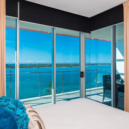 Silvershore Apartments On The Broadwater Gold Coast Exterior photo